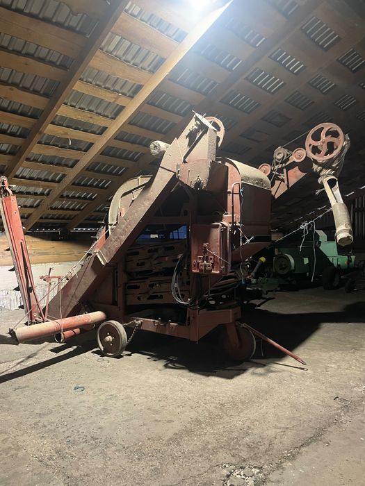 Зернозбиральний комбайн НИВА СК-5