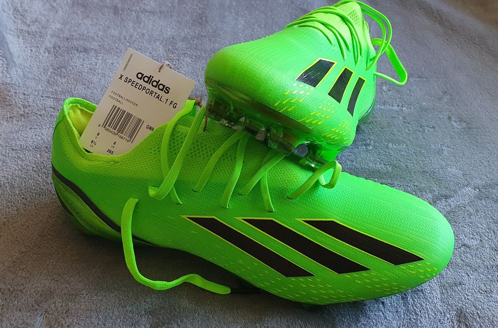 Chuteiras adidas 42 originais NOVAS