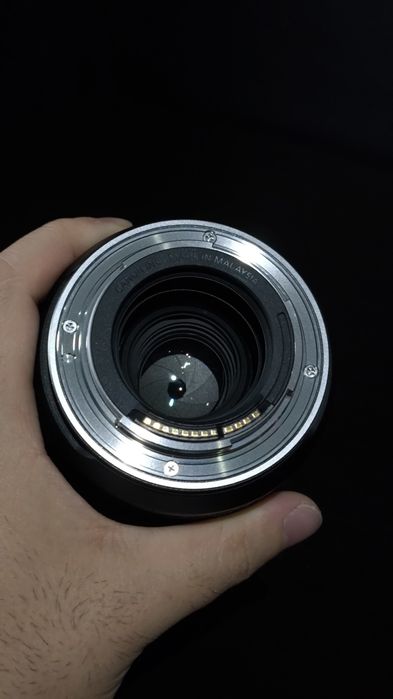 Lente Canon RF 85 mm f2 MACRO [vendido]