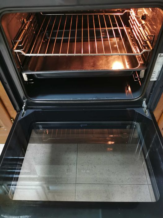 Forno elétrico marca Teka