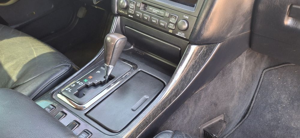 Продам Lexus GS 300