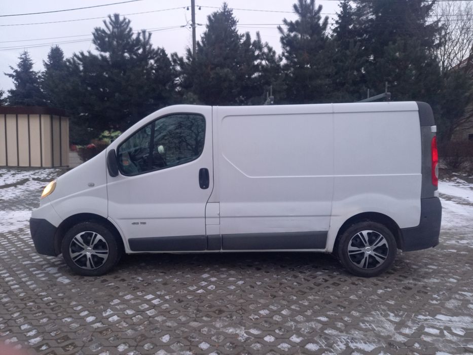 Renault trafic 2.0dci 2008