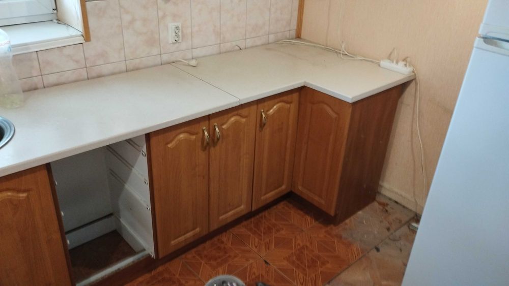 Кухня, гарнітур 305*60см