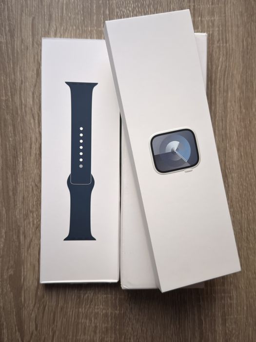 Продам Apple Watch Series 9 45mm Silver
