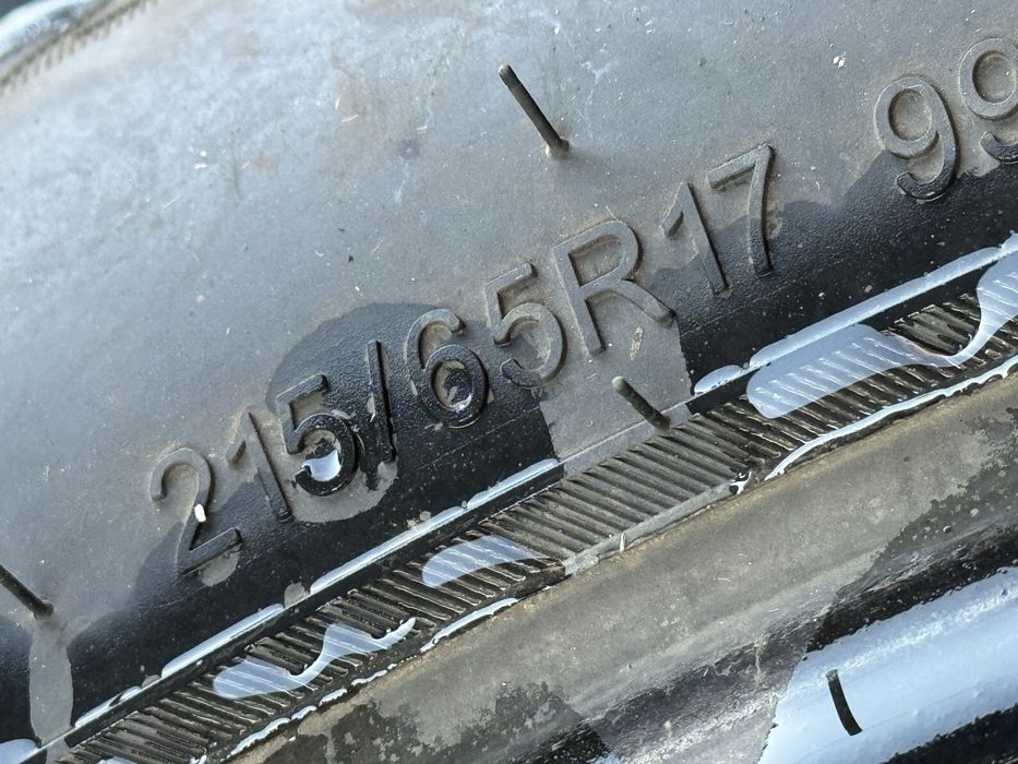 Зимові Шини з дисками 5x120 R17 BMW 225/50 e60  e61 e90 F10 F30