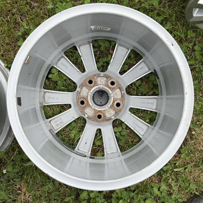 Диски  5/130  R18 Karakum VW Touareg original
