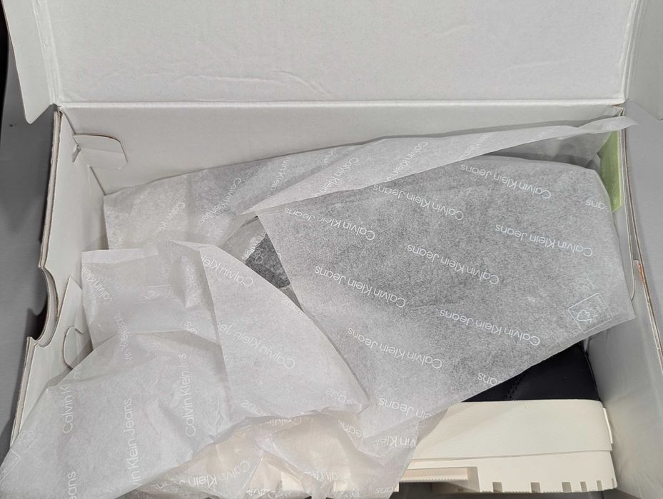 Nowe damskie skórzane buty calvin klein rozmiar 40