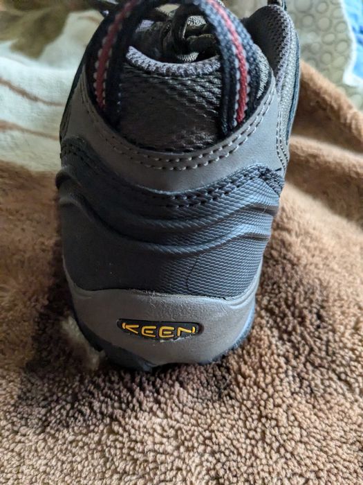 Чоловіче робоче взуття Keen (cталевий носок)