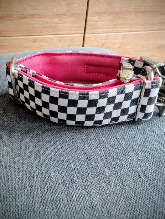 Obroża zatrzaskowa szeroka czarno biała