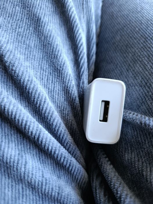 USB Charger Adapters437359322417735680