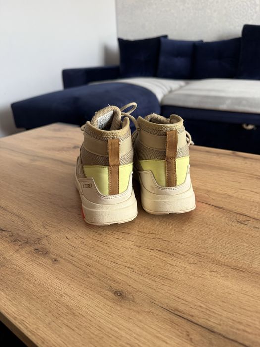 Buty zimowe Adidas Terrex  Trekkingi