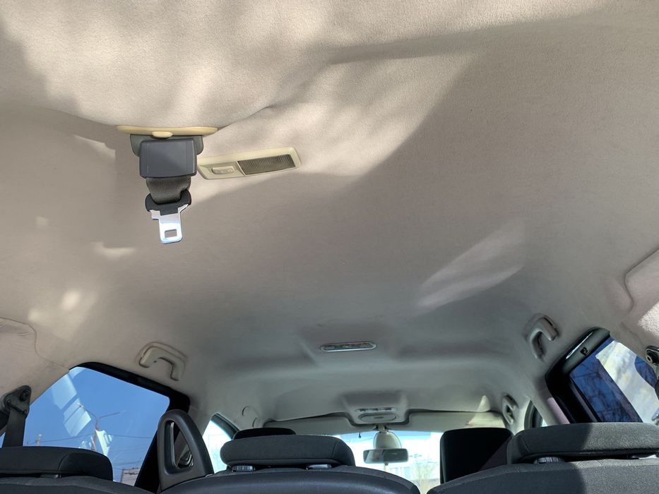 Renault Grand Scenic в рідній фарбі