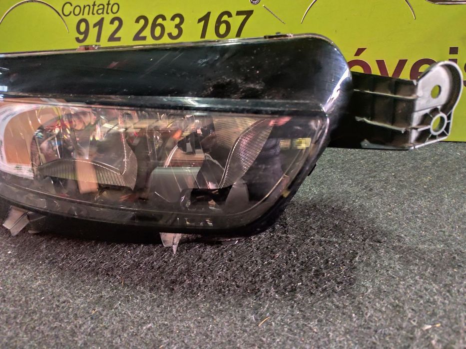 CITROEN C4 PICASSO II FAROL DIREITO - FF673