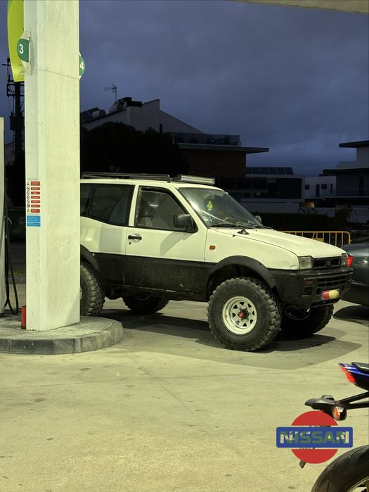 Nissan terrano 2 2.7td 1994 "LER A DESCRIÇÃO"