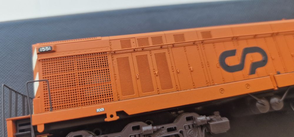 Locomotiva em latão  nova caixa