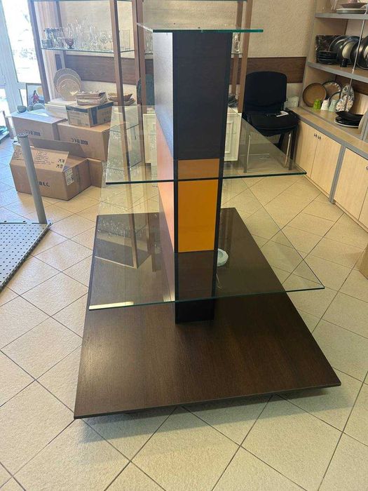 Торговый стеллаж- осторов