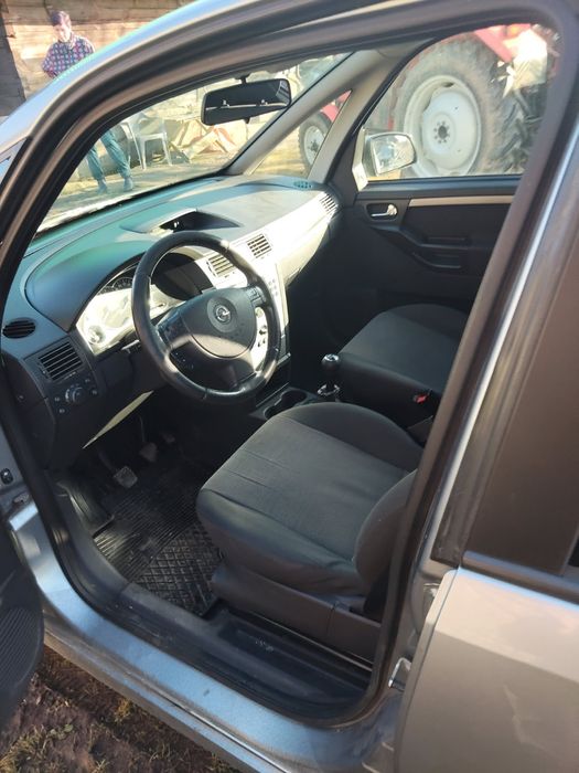 Opel Meriva 2004