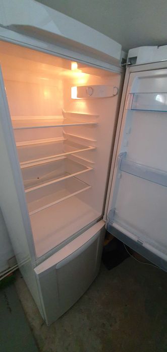 Холодильник Electrolux