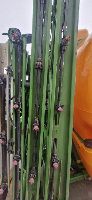 Оприскувач Amazone UF 1801