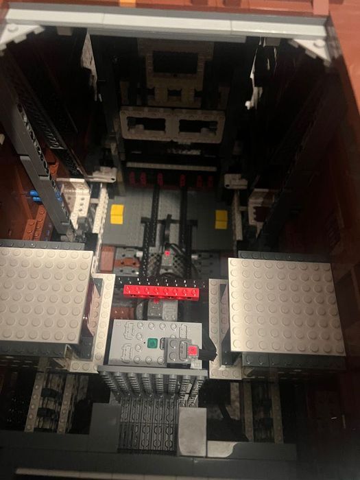 SANDCRAWLER UCS pojazd ludzi pustyni