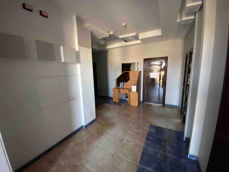 Центр Спаська офіс в бізнес-центрі 166 кв.м. ремонт ціна 165 тис.у.о.