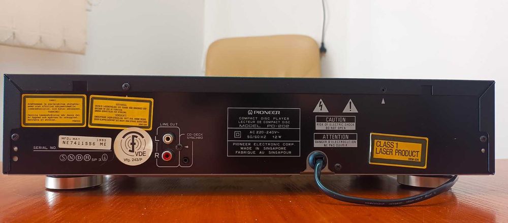 Cd-проигрыватель PIONEER PD-202 (Made in Singapore)