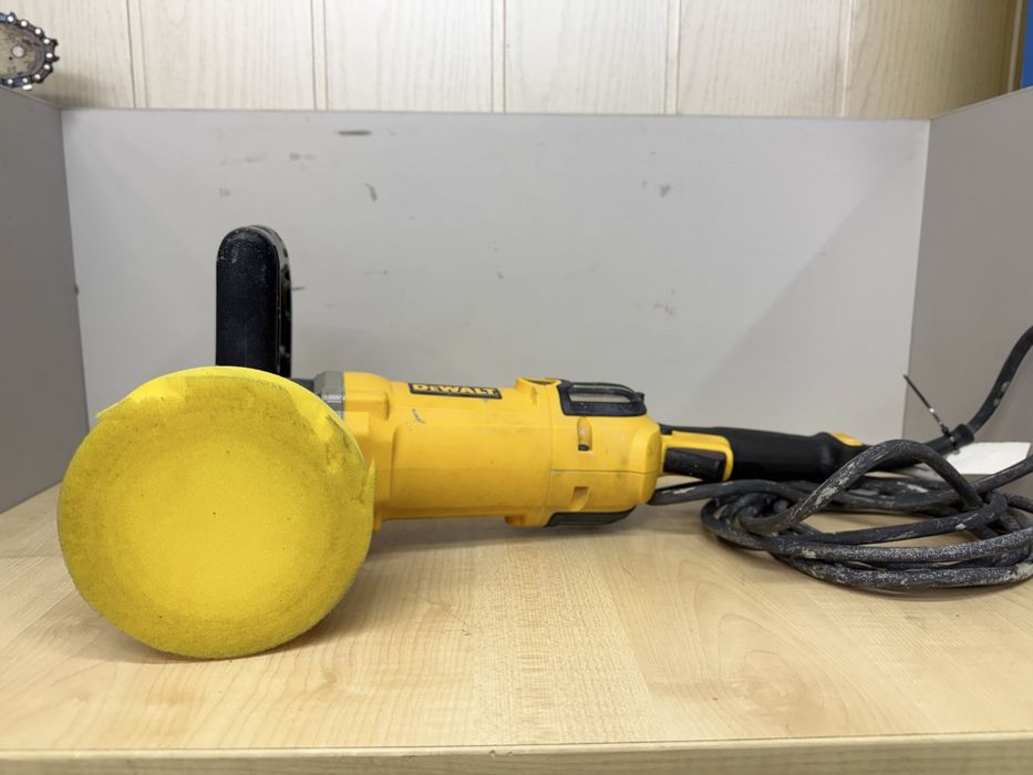 Polerka Dewalt DWP849X na kabel