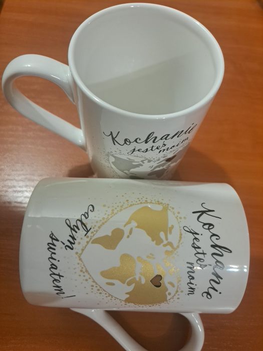 Dwie sztuki porcelany