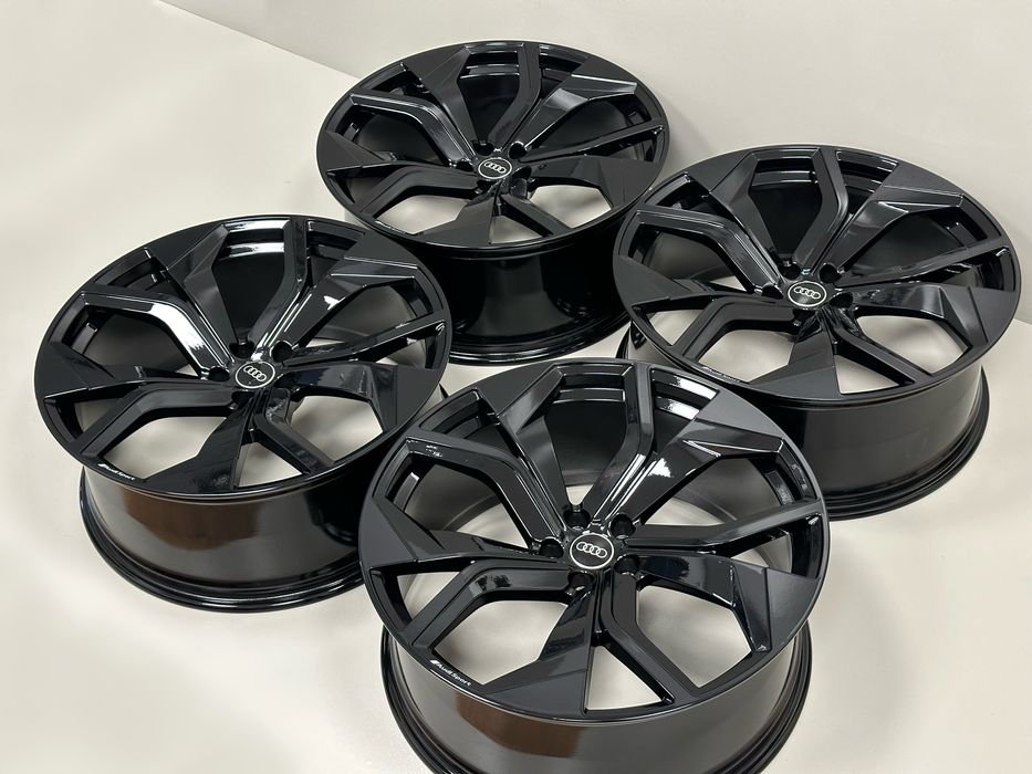 Комплект дисків для Audi RSQ8, SQ8, Q8, SQ7 5х112 R23