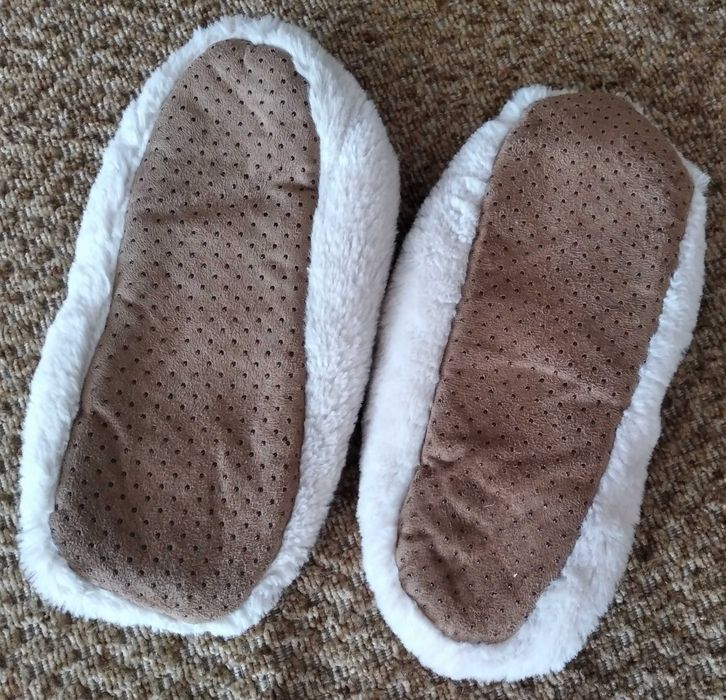 Домашні капці-шкарпетки.Довжина ступні – 27 см.-39/40 розмір