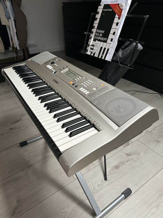 Keyboard Yamaha PSR-E313
