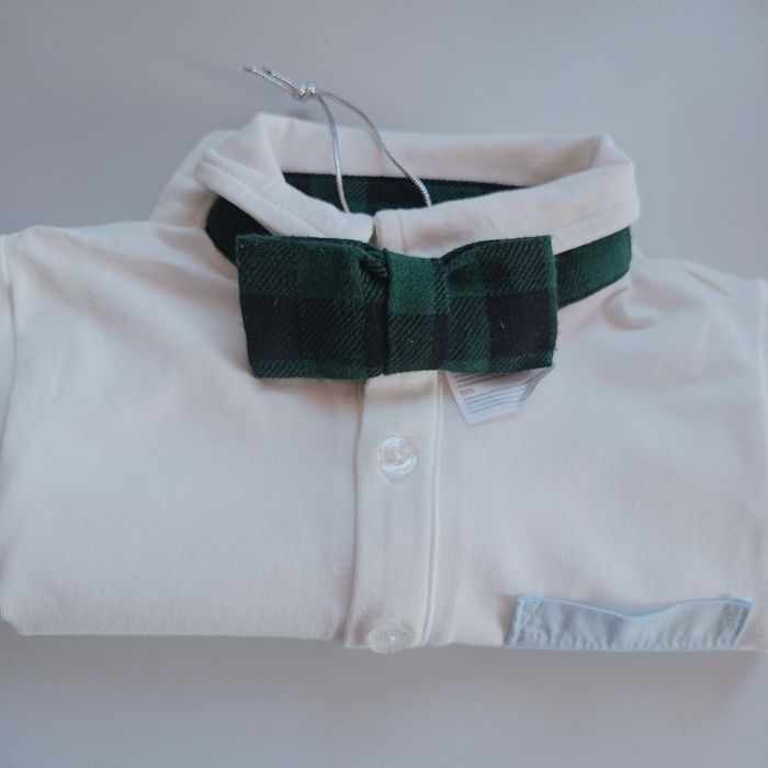 Bawełniane body niemowlęce r80 z muchą