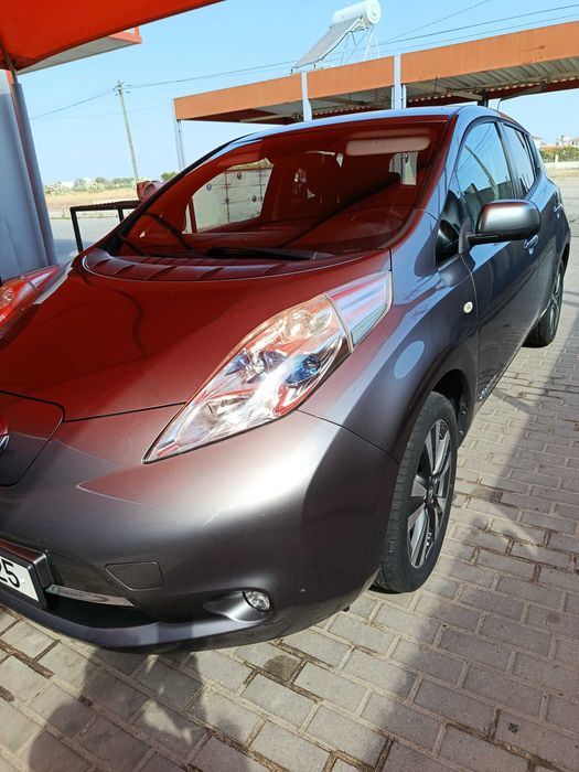 NISSAN LEAF Tekna 30 kw