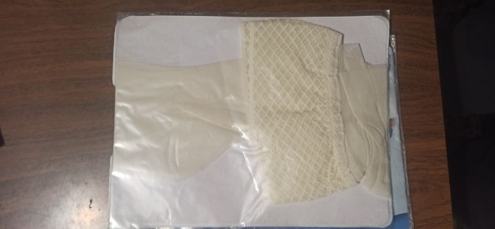 Капроновые белые  чулочки