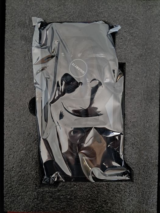 Placa Gráfica Gigabyte GTX 1660 Super