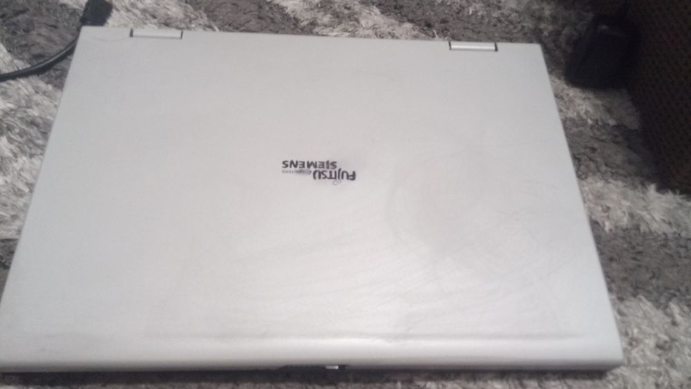 Laptop Fujitsu Siemens esprimo Mobile
