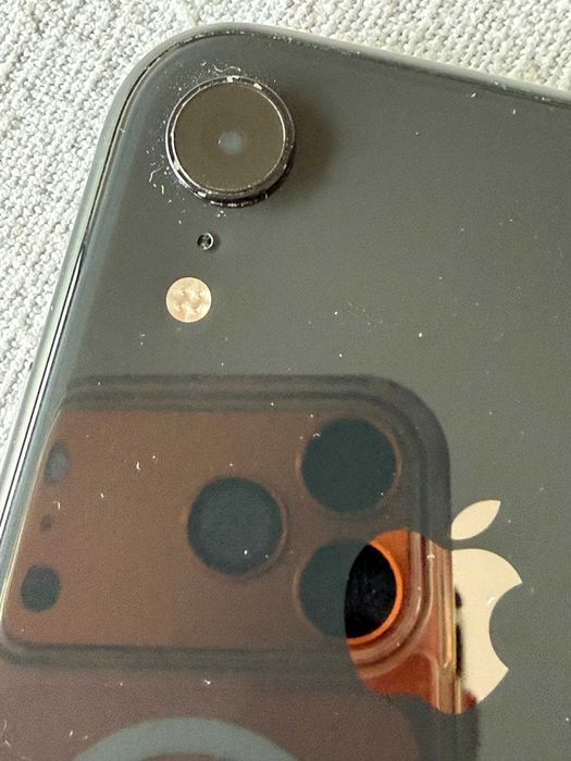 iPhone XR 64 GB – Preto – Em bom estado geral