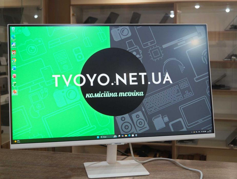 Монітор Samsung Smart Monitor M7 (32"/4K/HDR/USB-C)TVOYO