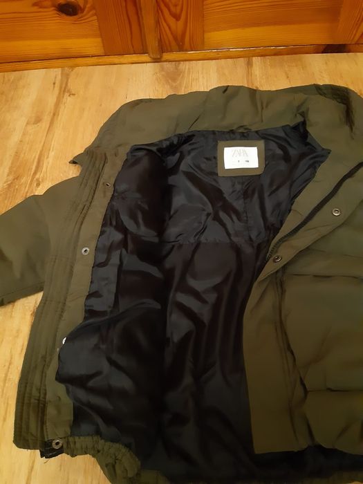Продам детская курточка zara