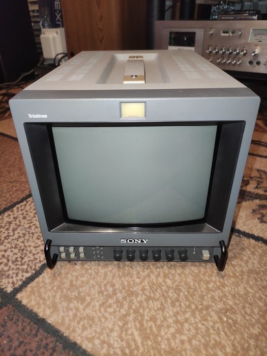 Продам новый видеомонитор Sony PVM 9041QM
