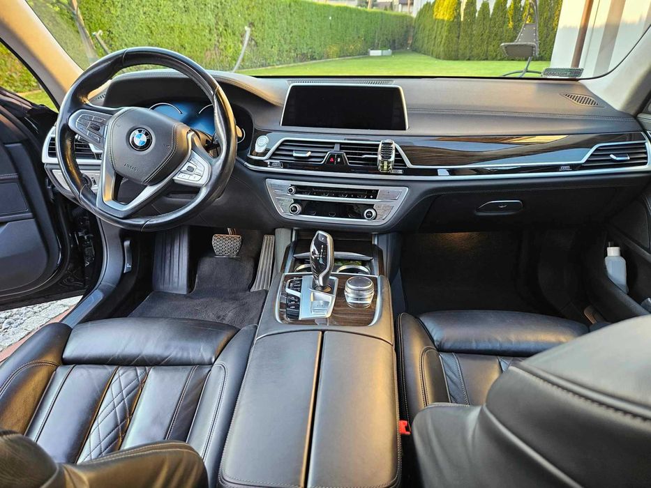 BMW seria 7 laser Bogate wyposażenie 4x4