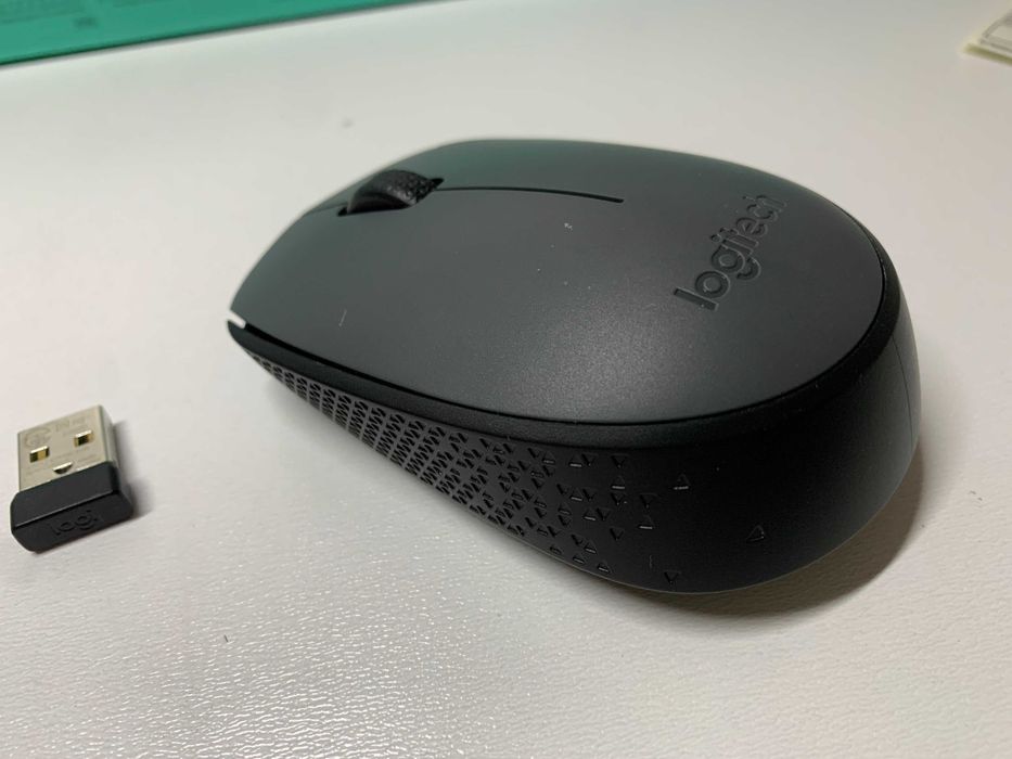 Logitech MK235 Combo Zestaw Klawiatura i Mysz WIN USB 2,4 GHz AZERTY