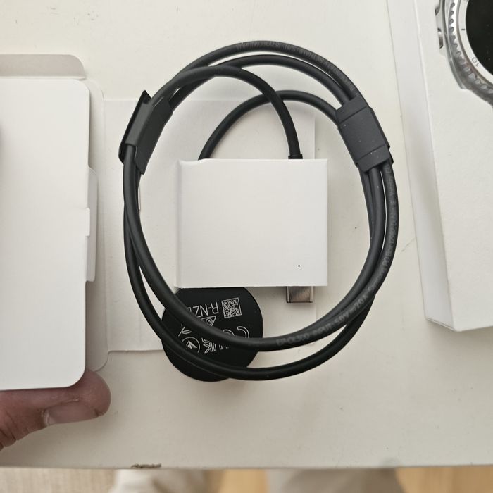 Samsung Galaxy Watch8 Classic LTE Biały