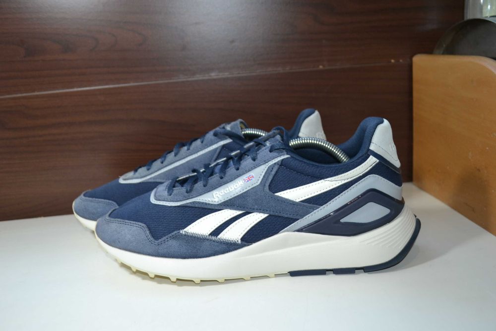 reebok classic lc legacy az 45р кроссовки кожаные оригинал
