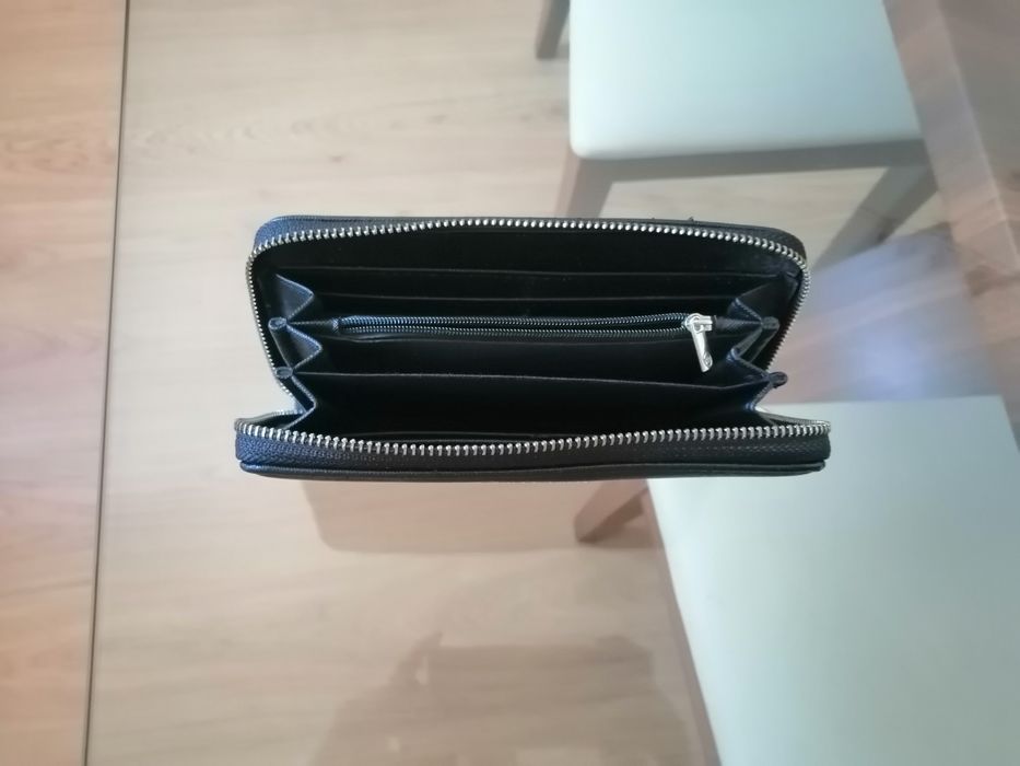 Vendo carteira preta