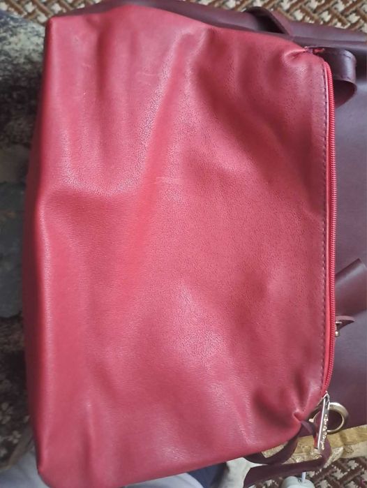 Сумка у трендовому кольорі