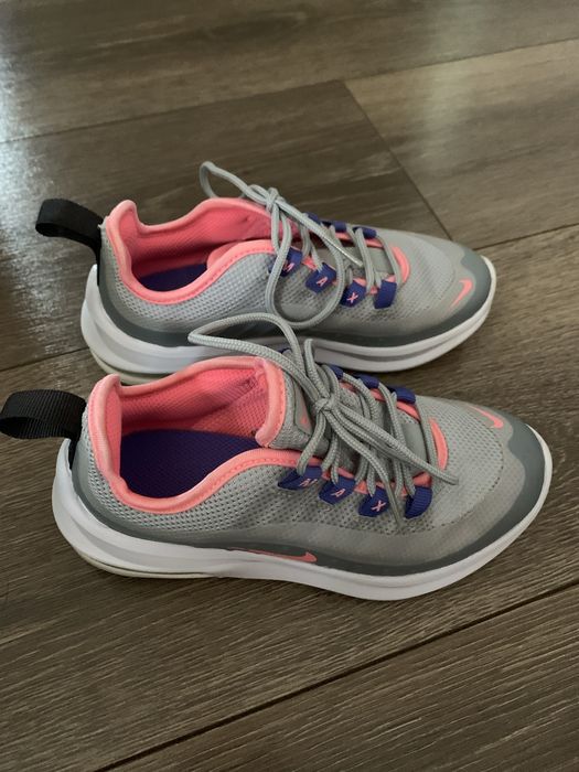Кросівки Nike Air Max Axis