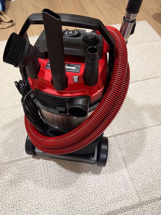 Alugo aspirador industrial da einhell