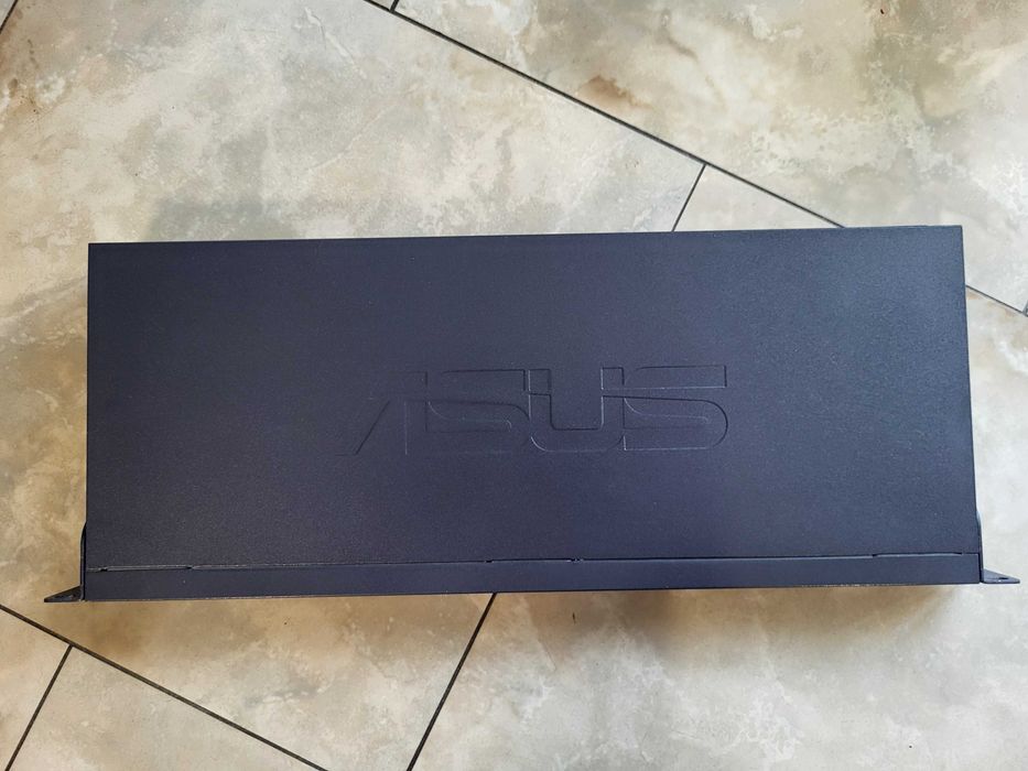Switch ASUS Giga X 1024i+