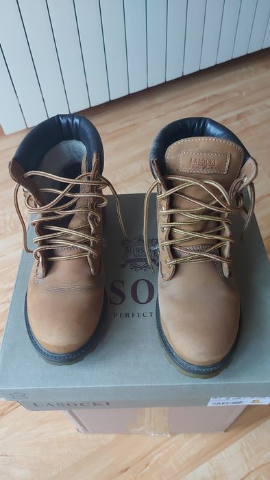 Trapery, buty damskie Lasocki,  roz. 37